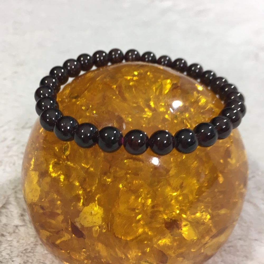 Garnet Bead Bracelet on elastic